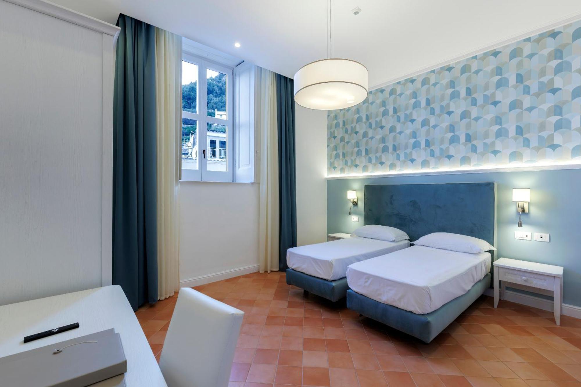 D'amalfi Hospitality Hotel *