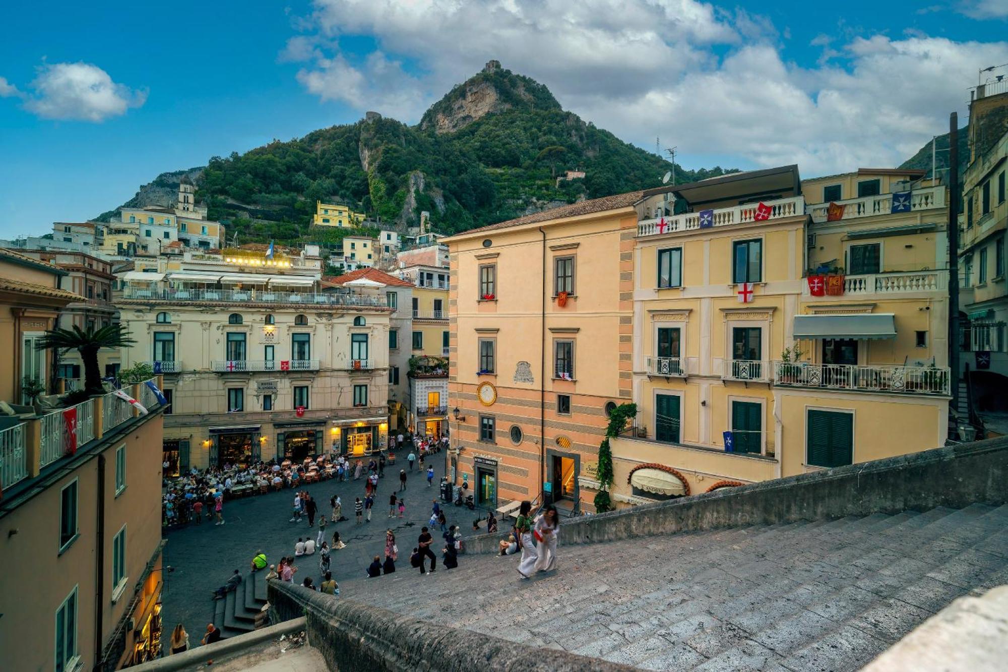D'amalfi Hospitality Hotel
